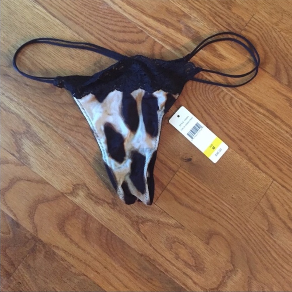 Natori animal print thong